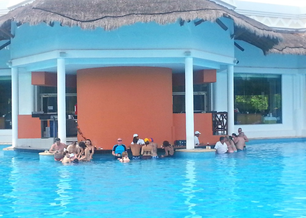 Swim-up bar at the Grand Riviera Princess | Playa Del Carmen, Mexico